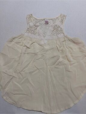 Bongo Cream Lace Yoke Sleeveless Blouse Size Medium